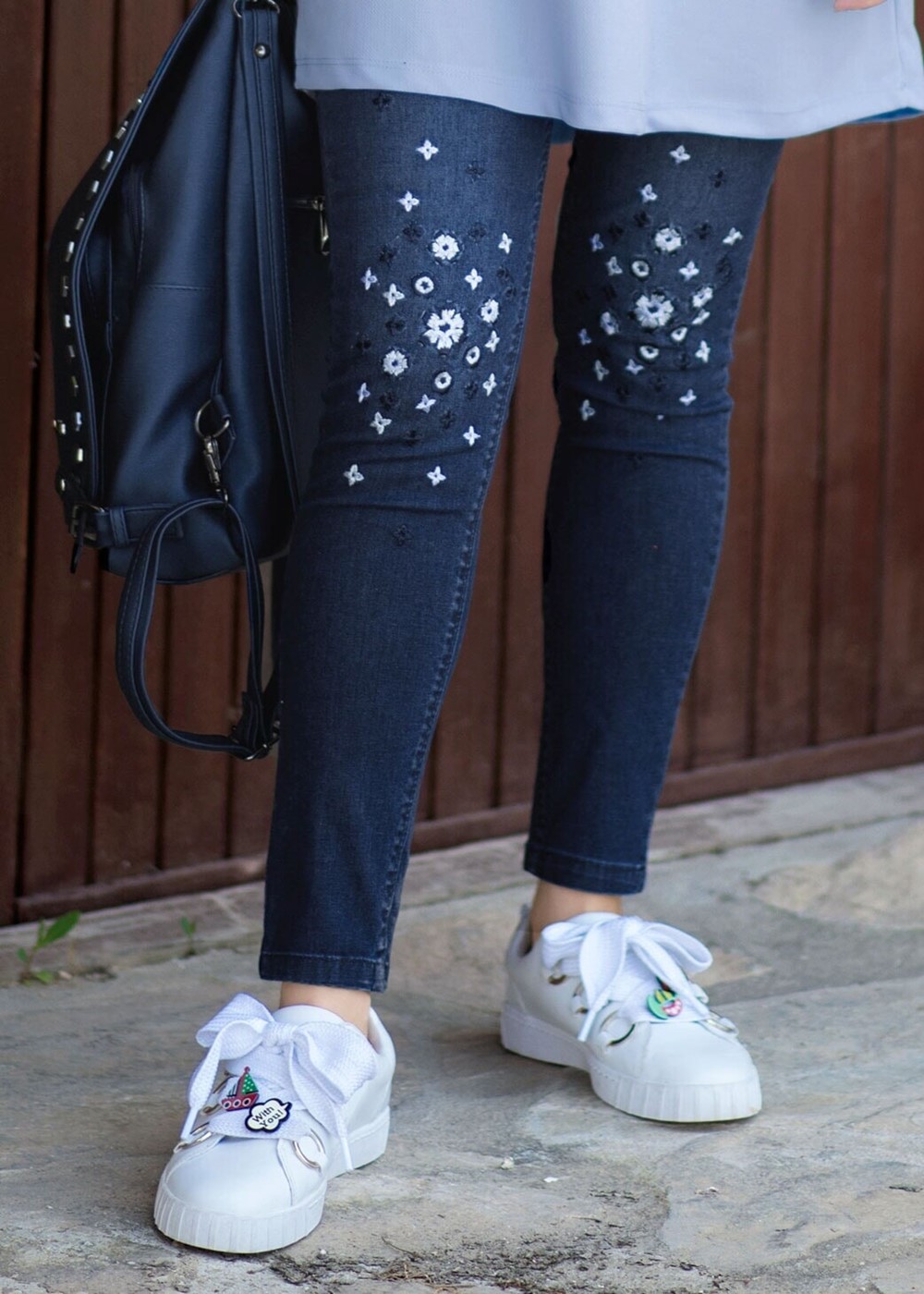 Tesettür giyim LACİVERT T 9328 Ksd- Çiçek İşlemeli Pantolon