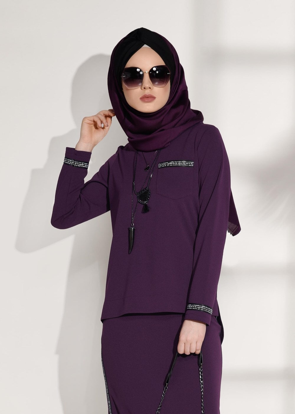 Tesettür giyim MOR ŞERİT DETAYLI 2′Lİ ETEKLİ TAKIM 8004 