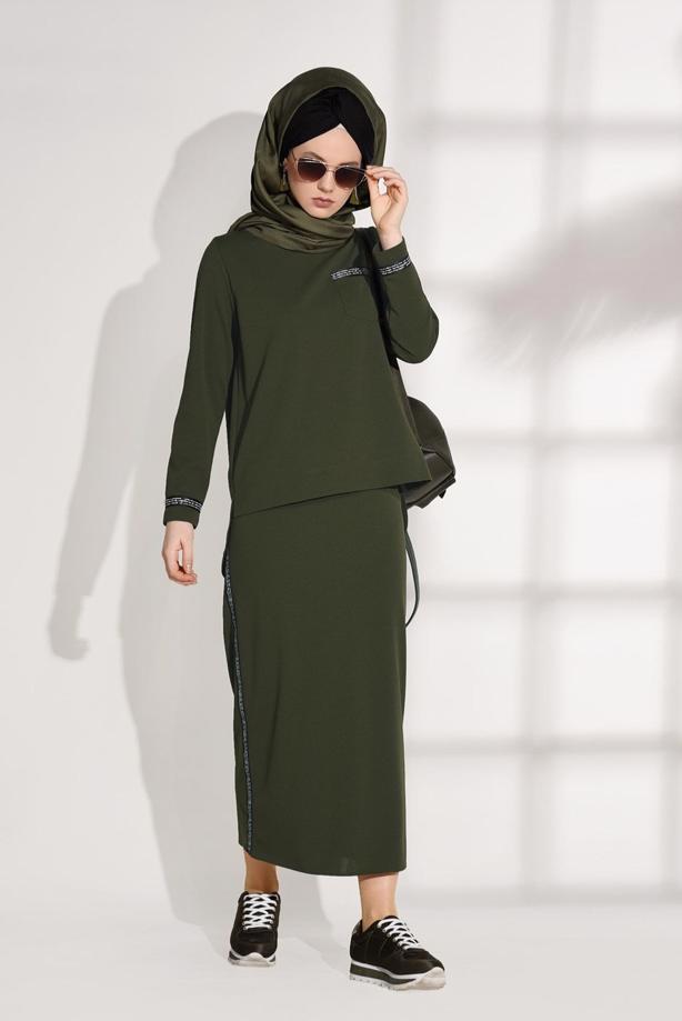 Tesettür giyim  ŞERİT DETAYLI 2′Lİ ETEKLİ TAKIM 8004  - TRENDTESETTÜR