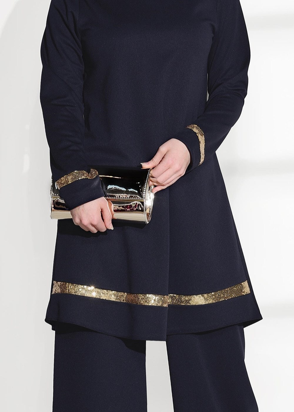 Tesettür giyim LACİVERT T 11181 Elegance- Pul Payet Pantolonlu Takım