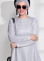 Tesettür giyim GRİ T 80181 Elegance-Boncuk Detaylı Simli Pantolonlu Takım