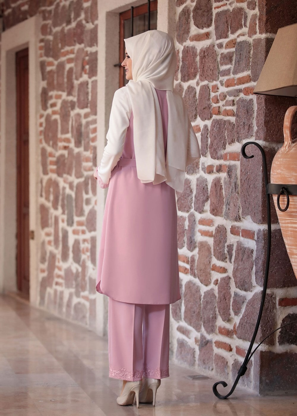 Tesettür giyim PUDRA GÜPÜR DETAYLI 3&prime;LÜ PANTOLONLU TAKIM 301