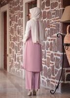 Tesettür giyim PUDRA GÜPÜR DETAYLI 3&prime;LÜ PANTOLONLU TAKIM 301