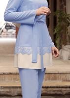 Tesettür giyim MAVİ DANTEL DETAYLI BELİ KUŞAKLI PANTOLONLU TAKIM 1301