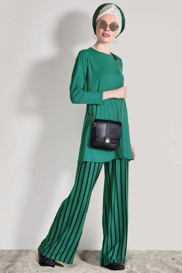 Hijab-Kleidung  T 2526 Dkn-Çizgili Pantolonlu Takım - TRENDTESETTÜR