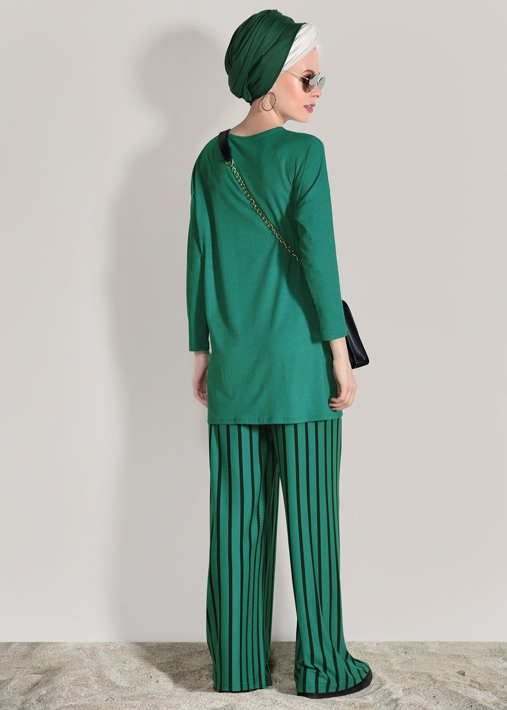Tesettür giyim YEŞİL T 2526 Dkn-Çizgili Pantolonlu Takım