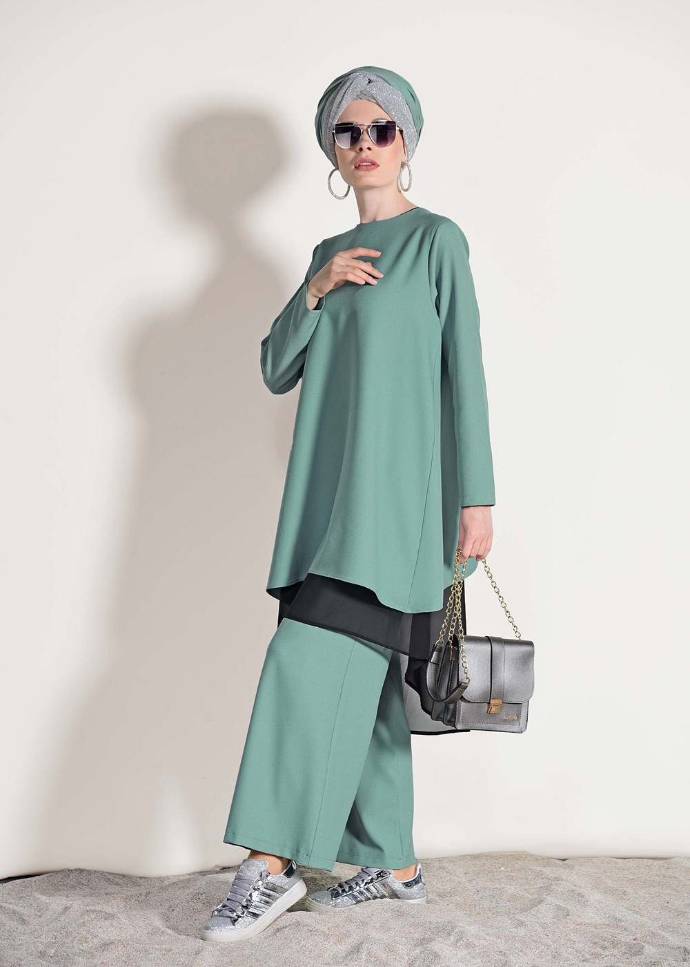 Vêtements hijab VERT COSTUME EN MOUSSELINE DÉTAILLÉ AVEC PANTALON 3303