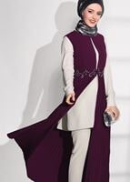 Tesettür giyim MÜRDÜM PİLİSELİ BELİ TAŞ DETAYLI 3&prime;LÜ PANTOLONLU TAKIM 3381
