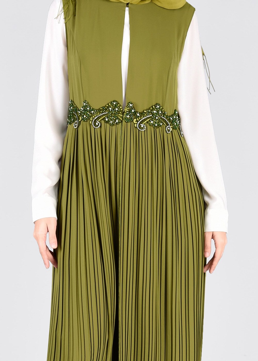 Tesettür giyim YEŞİL PİLİSELİ BELİ TAŞ DETAYLI 3&prime;LÜ PANTOLONLU TAKIM 3381