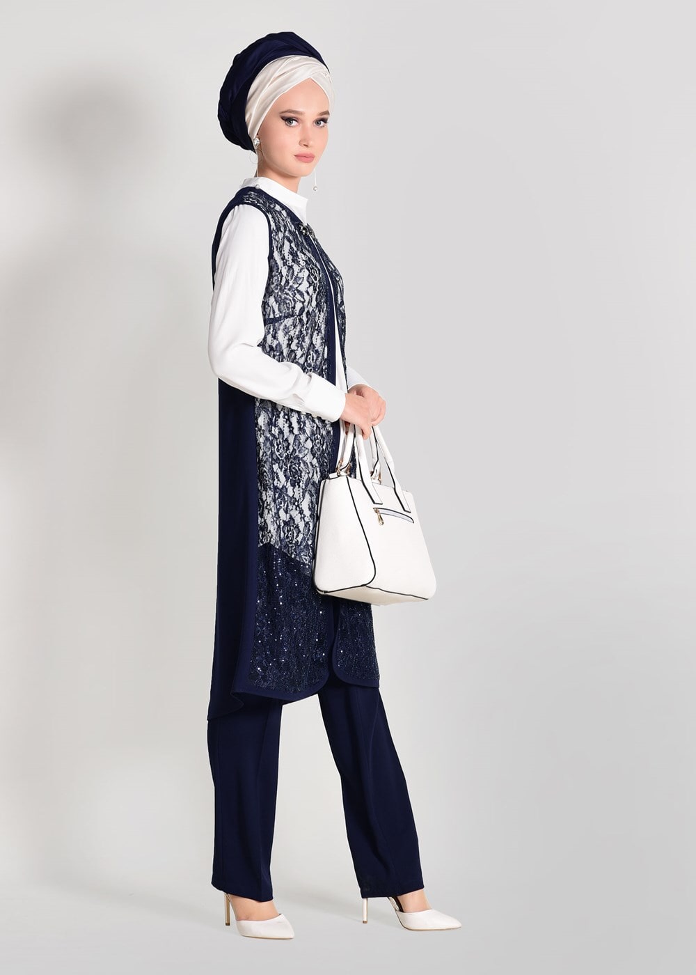 Tesettür giyim LACİVERT YELEĞİ DANTEL DETAYLI 3&prime;LÜ PANTOLONLU TAKIM 3382