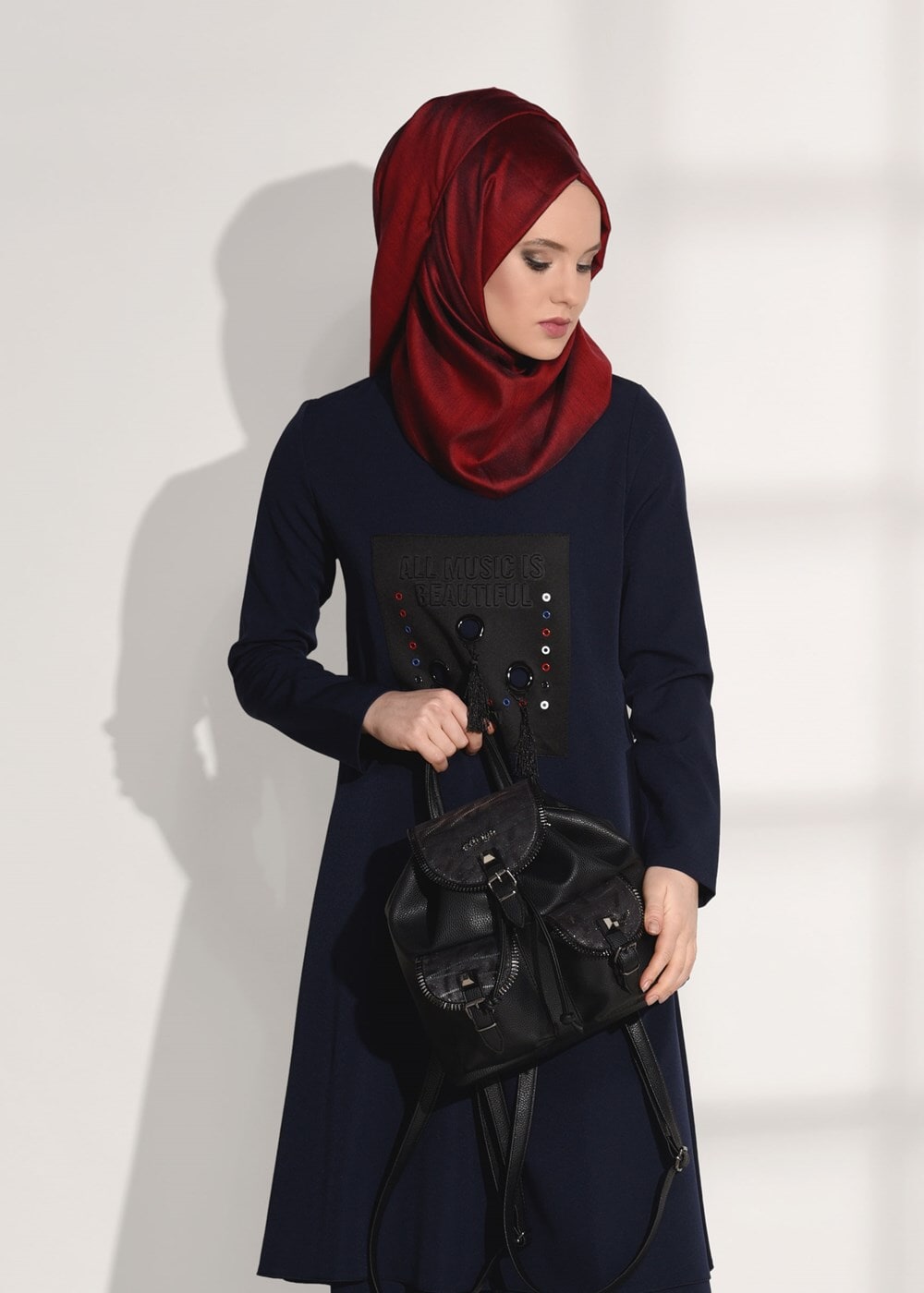 Vêtements hijab BLEU MARINE COSTUME DÉTAILLÉ AVEC PANTALON 4825