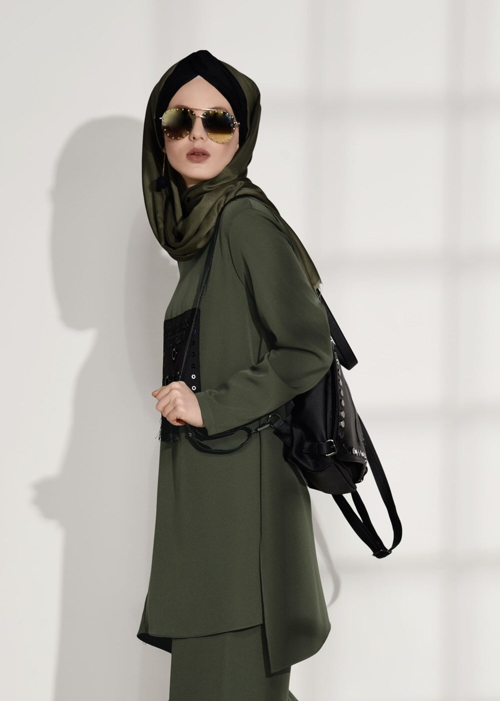 Tesettür giyim HAKİ ASİMETRİK KESİM PANTOLONLU TAKIM 7209