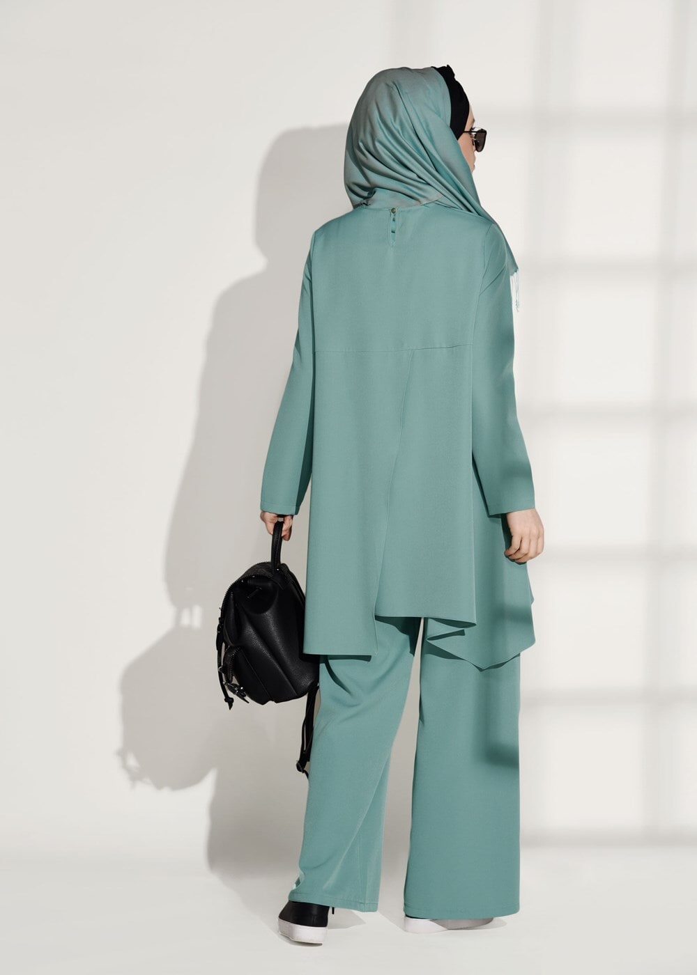 Tesettür giyim YEŞİL ASİMETRİK KESİM PANTOLONLU TAKIM 7209 