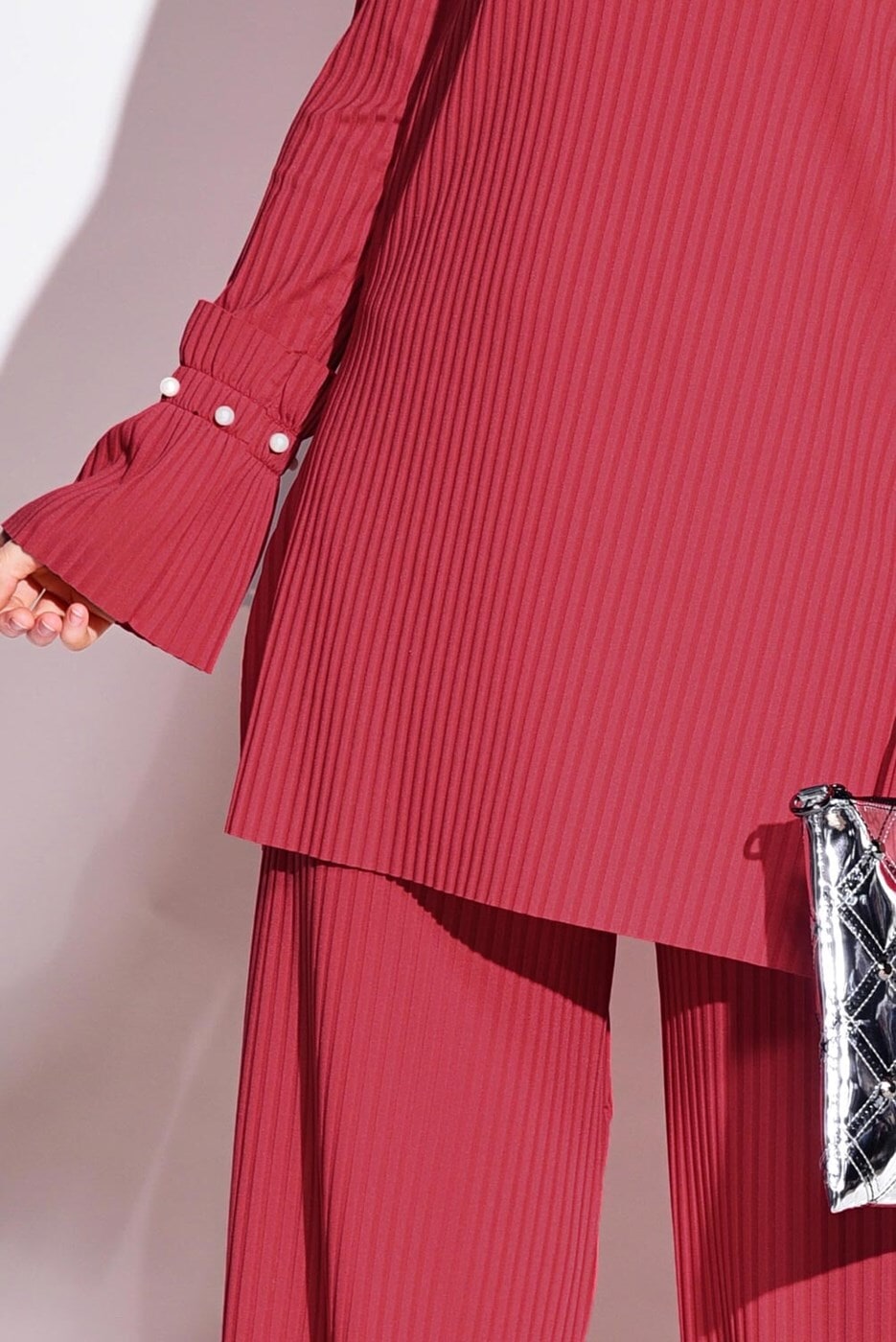 Tesettür giyim KIRMIZI KOLLARI VOLANLI FİTİLLİ PANTOLONLU TAKIM 7975