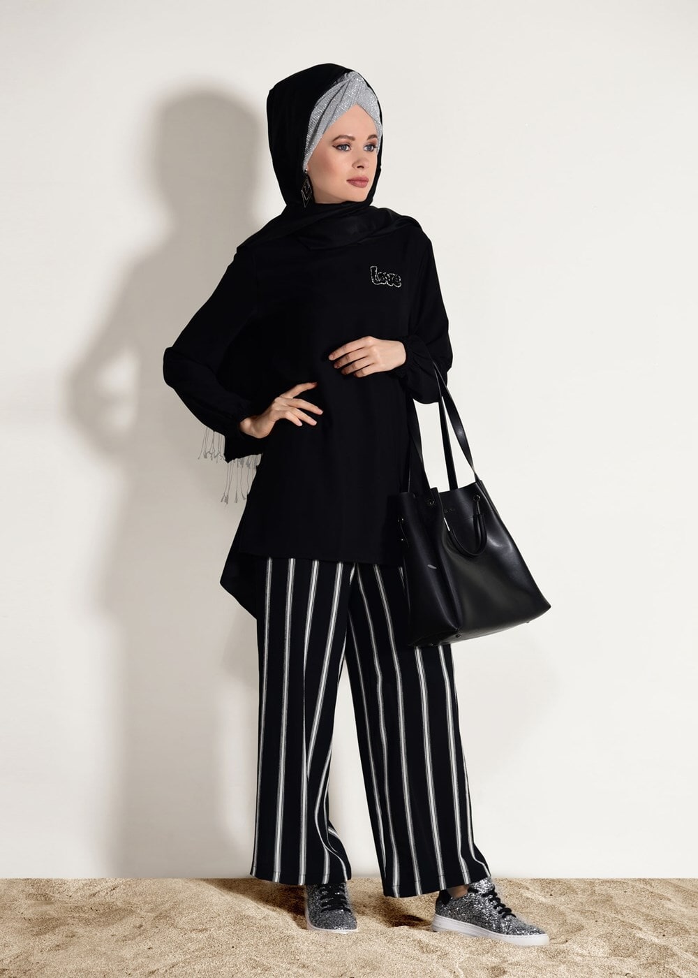 Tesettür giyim SİYAH ÇİZGİLİ PANTOLONLU TAKIM 8785 