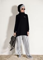 Tesettür giyim KREM ÇİZGİLİ PANTOLONLU TAKIM 8785 