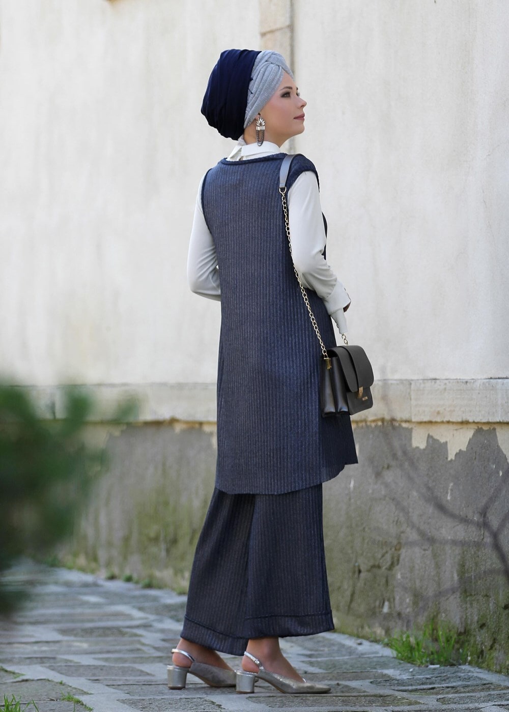 Tesettür giyim LACİVERT T 8955 Asmiray- Fırfır Detaylı Pantolonlu Takım