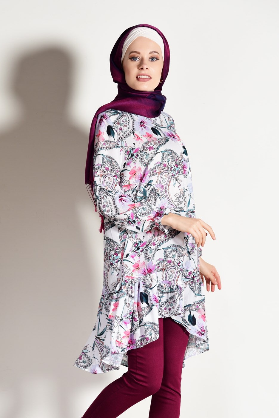 Tesettür giyim KREM T 5968-1 Mısra- Desenli Tunik