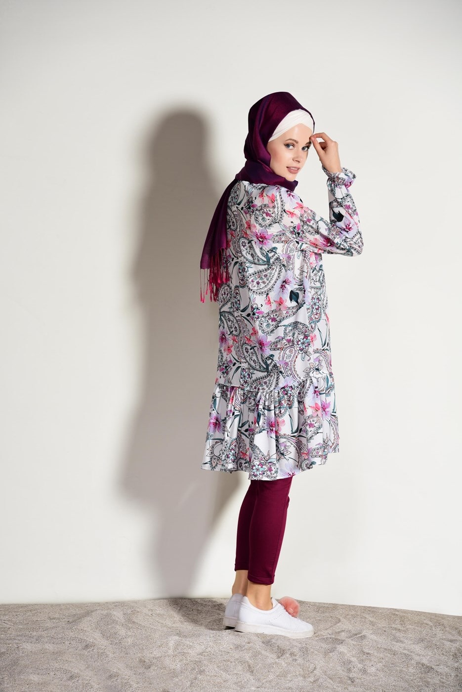 Tesettür giyim KREM T 5968-1 Mısra- Desenli Tunik