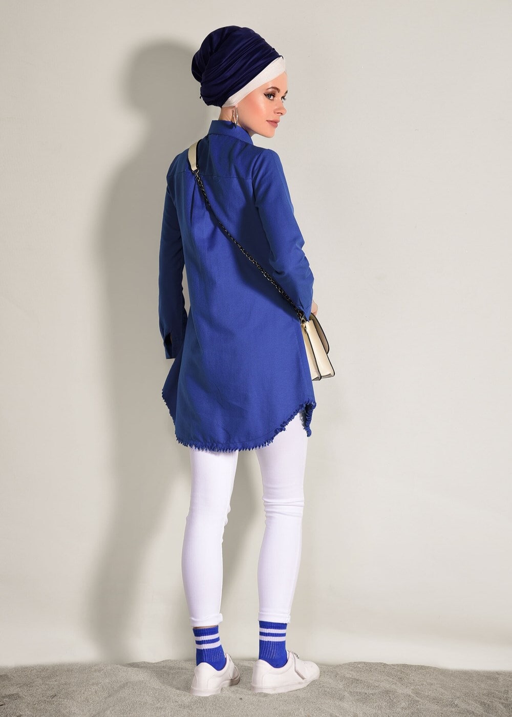 Vêtements hijab BLEU MARINE TUNIQUE DÉTAIL FRANGE 6365