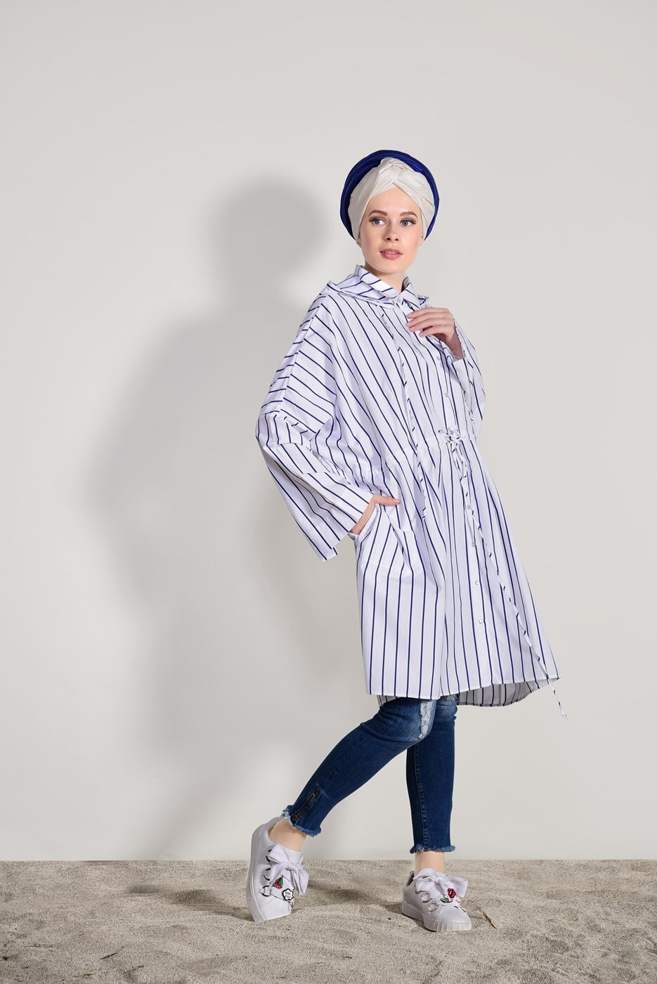 Hijab clothing WHITE ELASTIC AT THE WAIST TUNIC 11034 