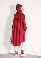Tesettür giyim KIRMIZI ÖNÜ BÜZGÜLÜ TUNİK 11461