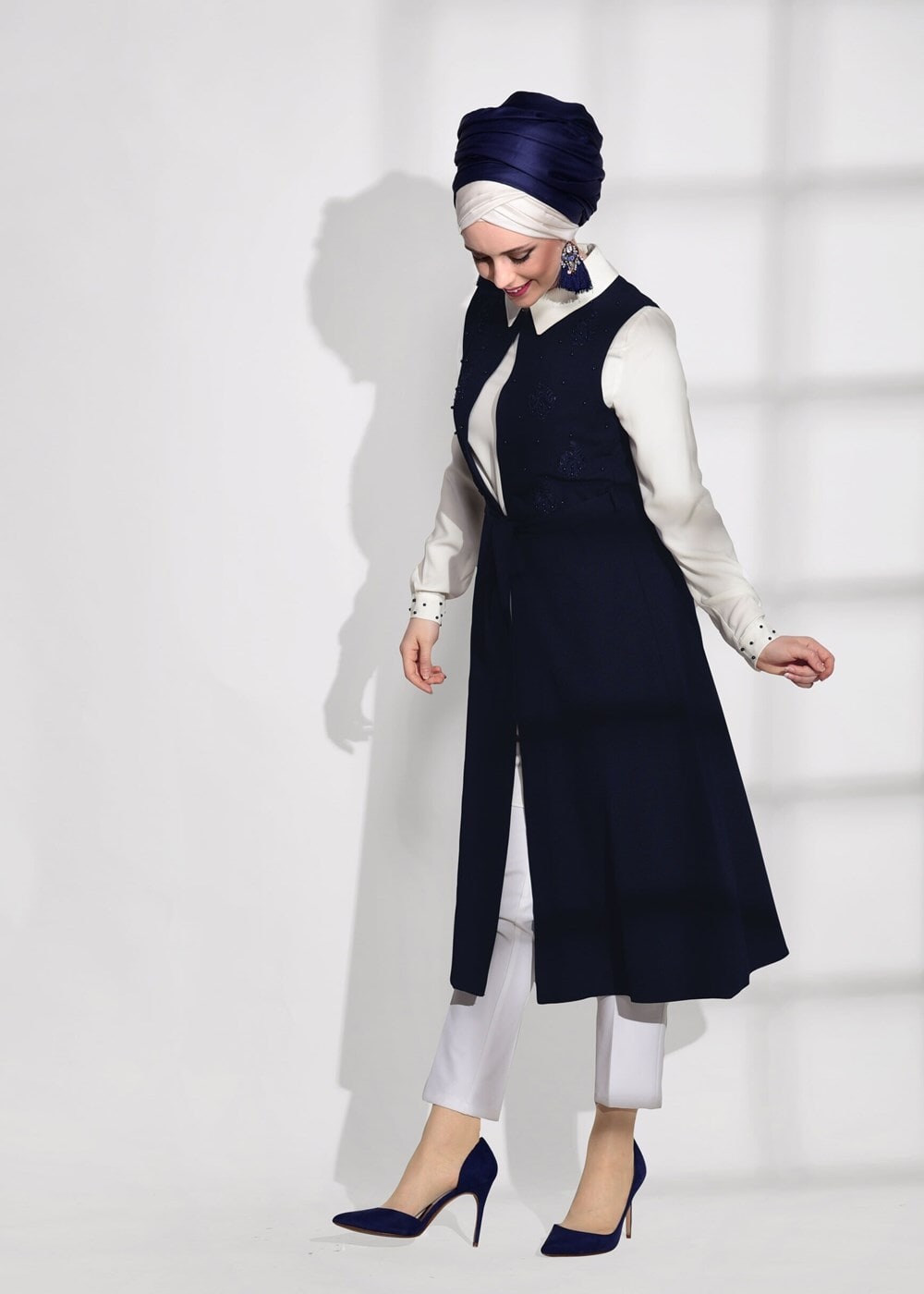 Tesettür giyim LACİVERT T 20181 Elegance- Güpür Detaylı 2&prime;li Tunik