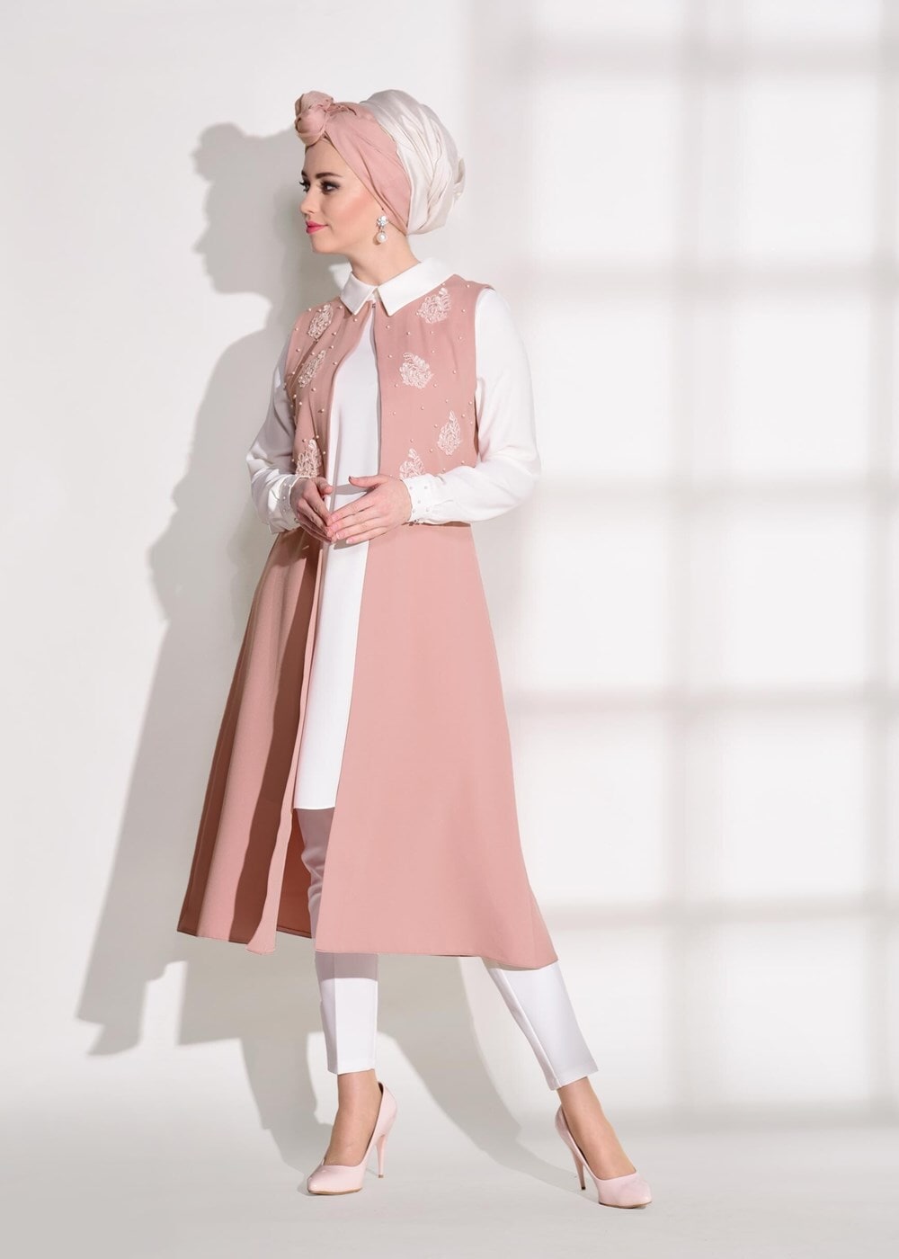 Tesettür giyim PUDRA T 20181 Elegance- Güpür Detaylı 2&prime;li Tunik