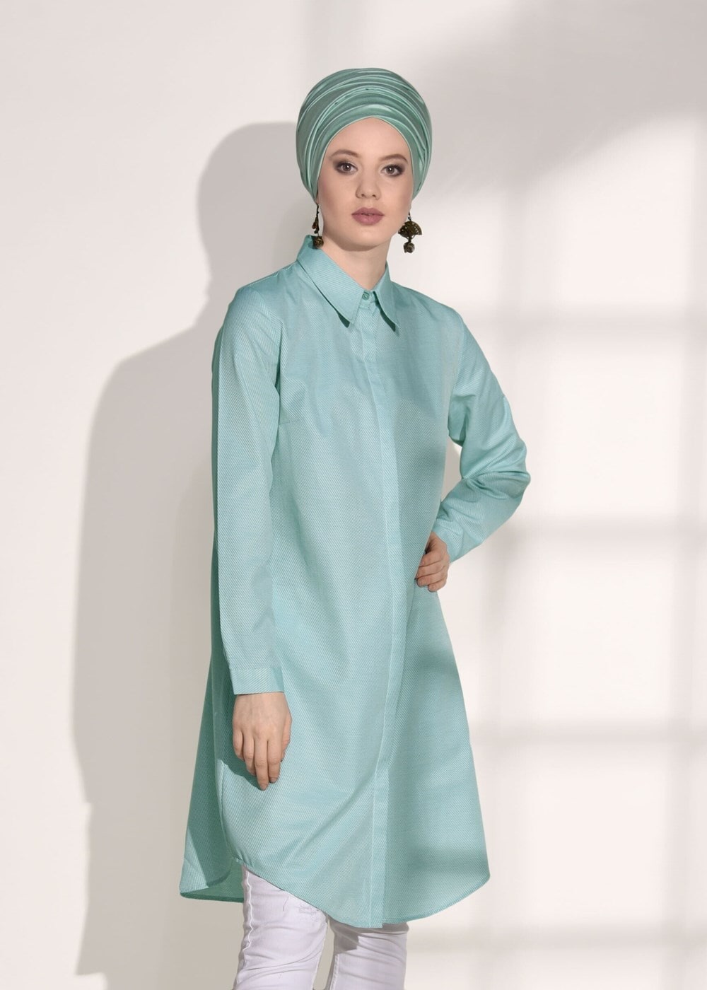 Tesettür giyim YEŞİL ERKEK YAKA GİZLİ DÜĞMELİ TUNİK 26615