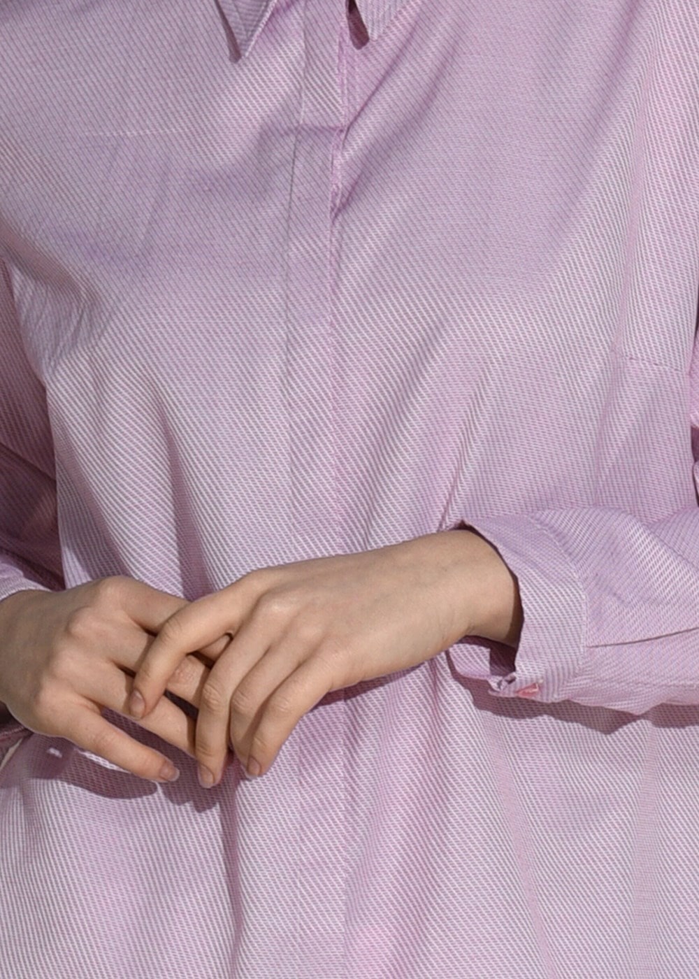 Tesettür giyim KIRMIZI ERKEK YAKA GİZLİ DÜĞMELİ TUNİK 26615