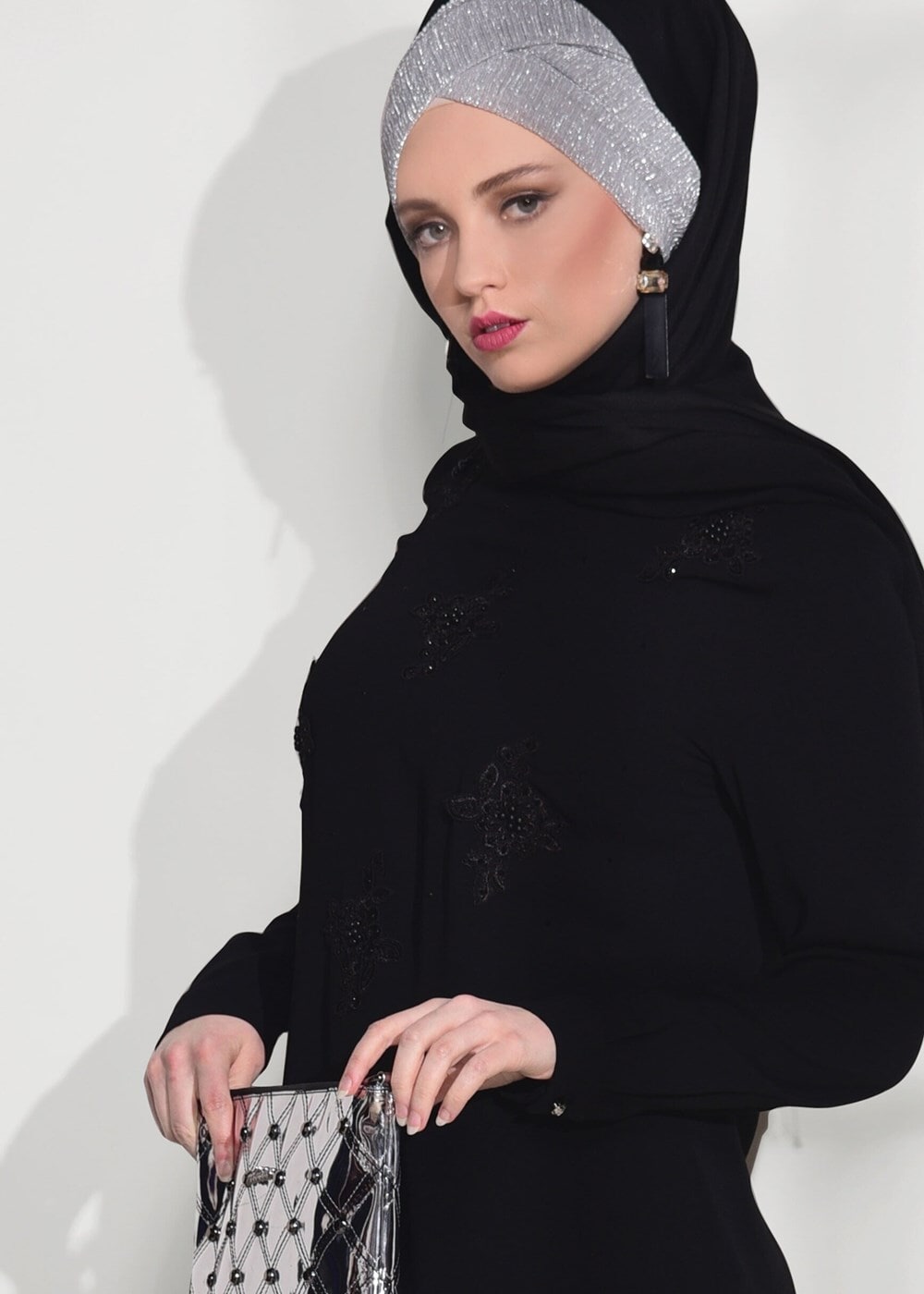 Tesettür giyim SİYAH T 30781 Elegance- İşleme Detaylı Tunik