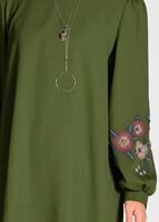 Tesettür giyim YEŞİL İŞLEME DETAYLI ASİMETRİK KESİM TUNİK 35071
