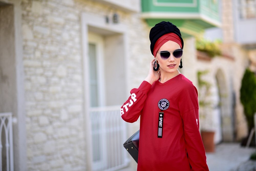 Tesettür giyim KIRMIZI T 42861 İkoll-Arma Detaylı Uzun Tunik