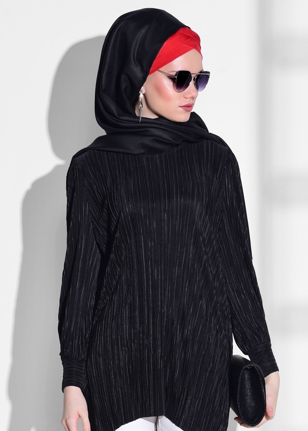 Tesettür giyim SİYAH T 52961 İkoll- Piliseli Tunik