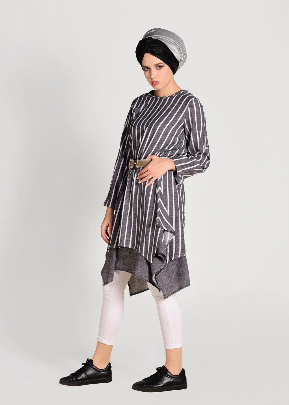 Hijab clothing BLACK  ASYMMETRIC CUT STRIPE TUNIC ALLDAY T 56108 