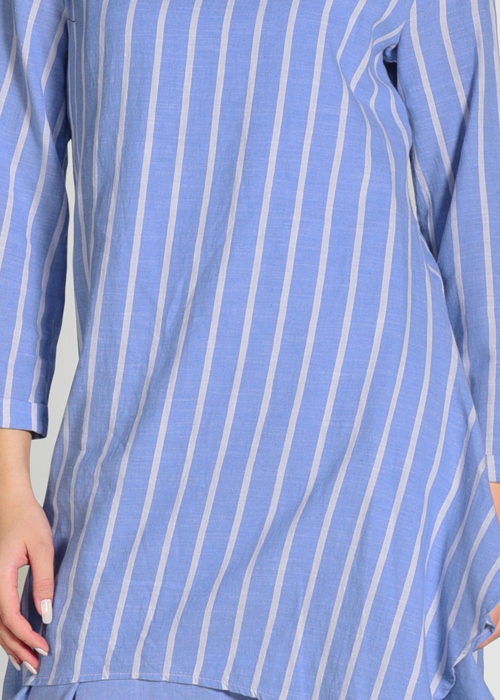 Tesettür giyim MAVİ ASİMETRİK KESİM ÇİZGİLİ 2&prime;Lİ TUNİK 56108 