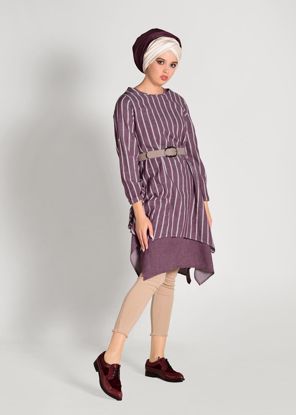 Tesettür giyim BORDO ASİMETRİK KESİM ÇİZGİLİ 2&prime;Lİ TUNİK 56108 