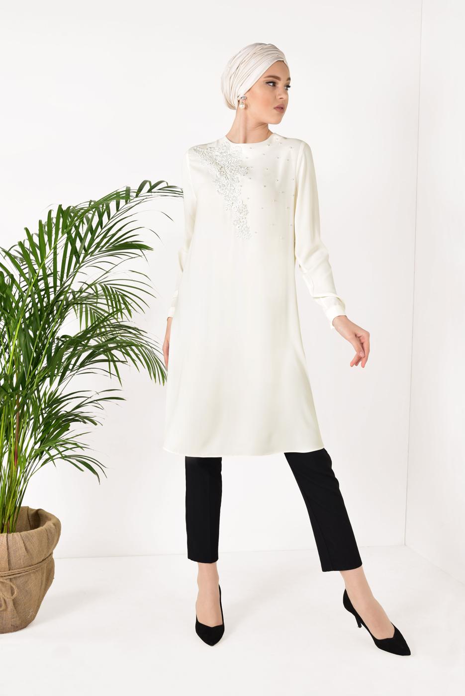 Tesettür giyim KREM İNCİ DETAYLI TUNİK 62781