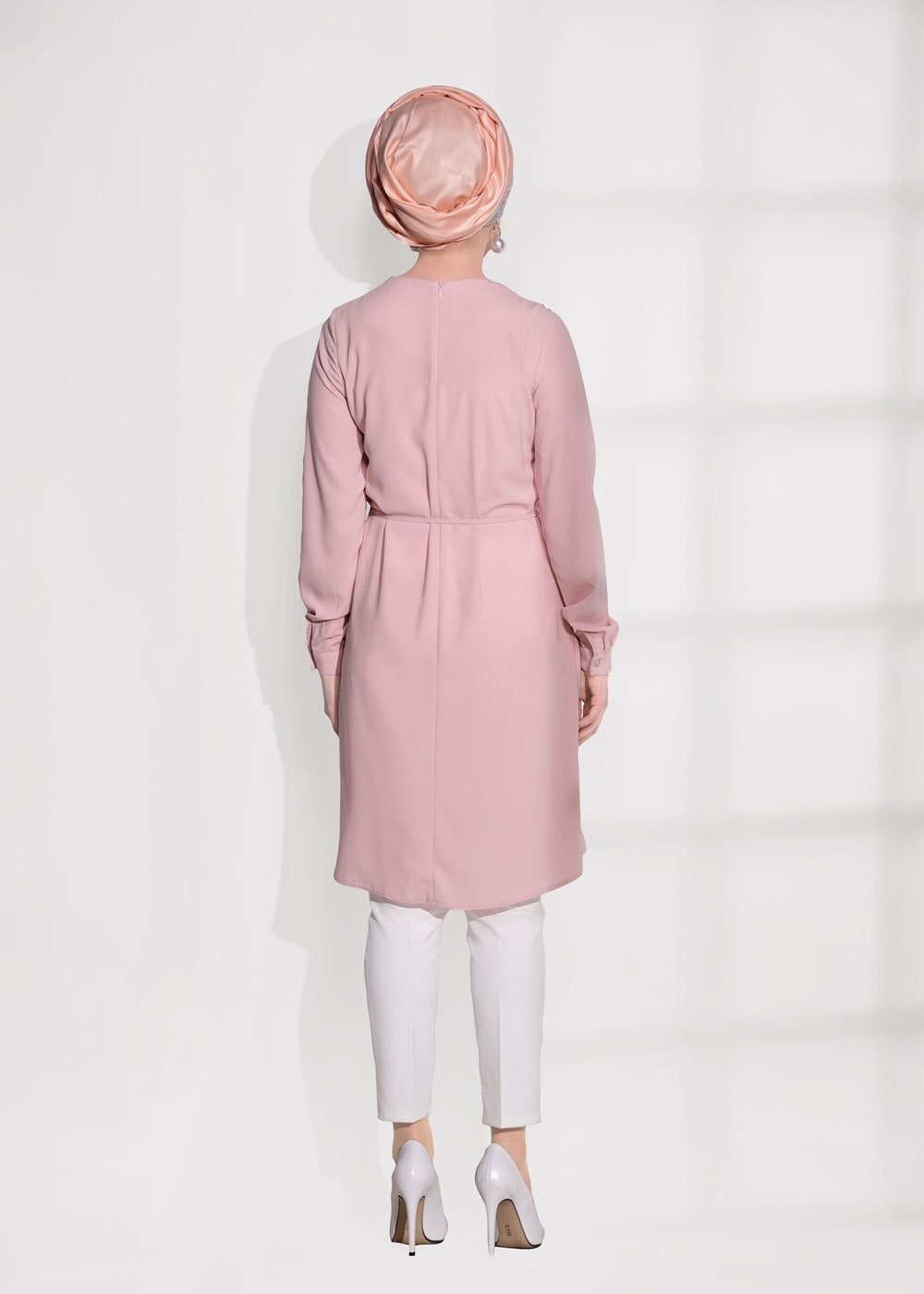 Tesettür giyim PUDRA İNCİ DETAYLI TUNİK 62781