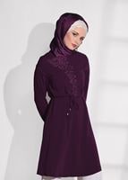 Tesettür giyim MOR İNCİ DETAYLI TUNİK 62781