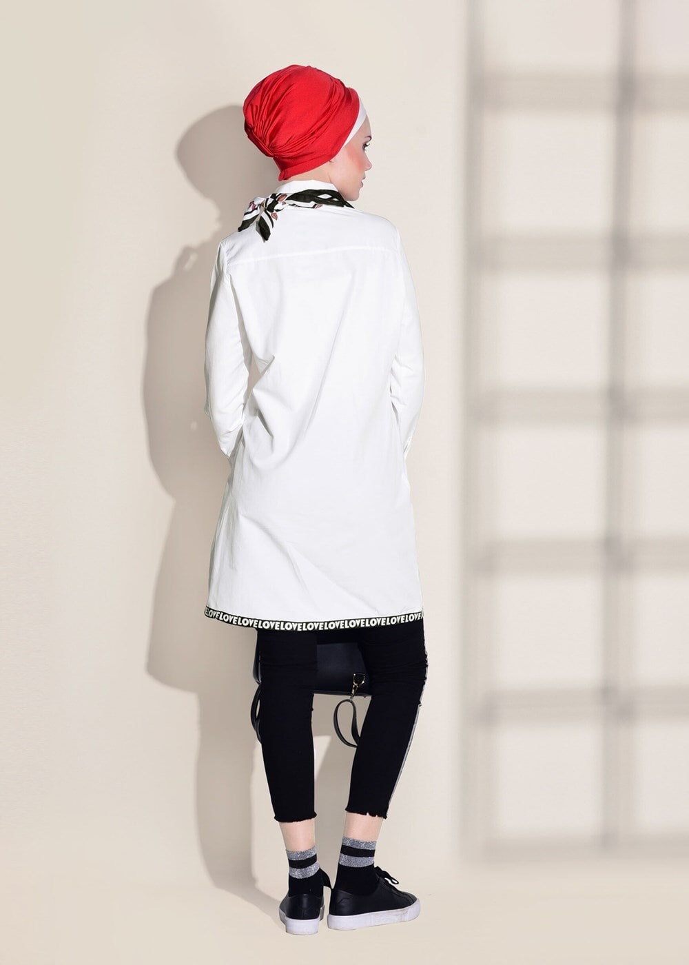 Hijab clothing WHITE WRITTEN STRIP DETAILED TUNIC 72021 