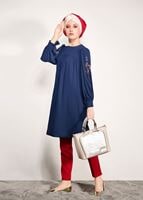 Tesettür giyim LACİVERT MANŞETLERİ BAĞCIKLI TUNİK 84461 