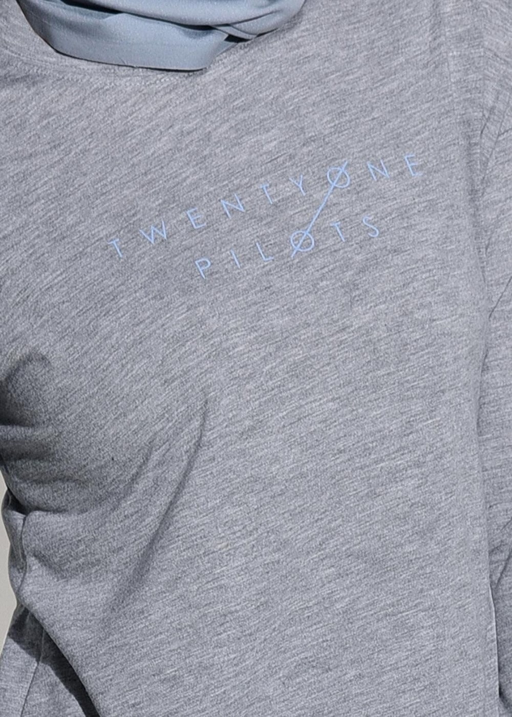 Tesettür giyim GRİ BASKI DETAYLI PENYE TUNİK 87415 