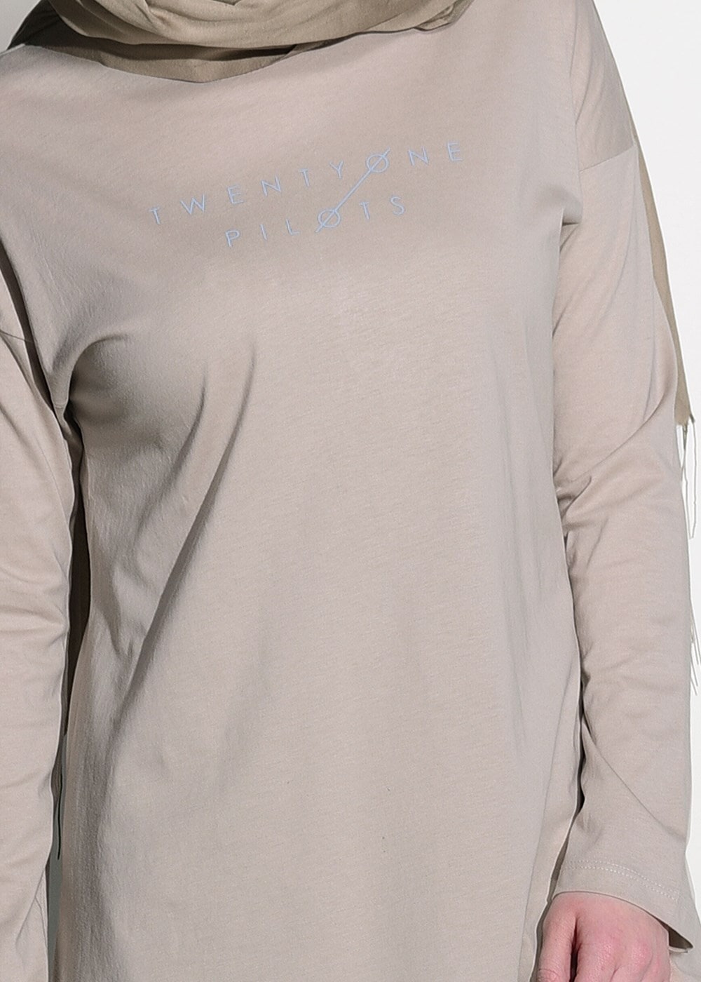 Tesettür giyim KAHVE BASKI DETAYLI PENYE TUNİK 87415 