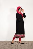 Tesettür giyim SİYAH T 95171 İkoll- Nakış Detaylı Uzun Tunik