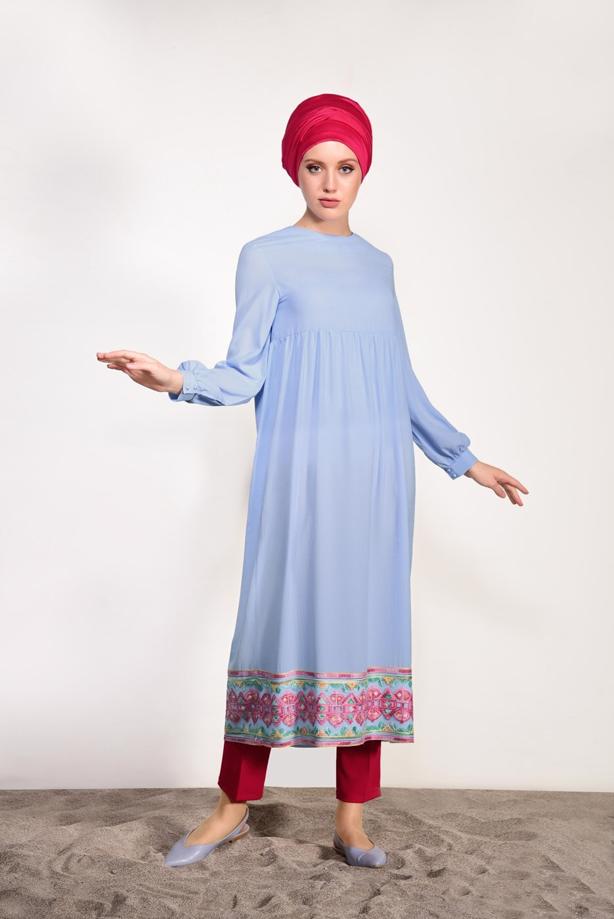 Tesettür giyim  T 95171 İkoll- Nakış Detaylı Uzun Tunik - TRENDTESETTÜR