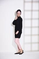 Tesettür giyim SİYAH T 0054 Loreen- Pilise Detaylı Tunik