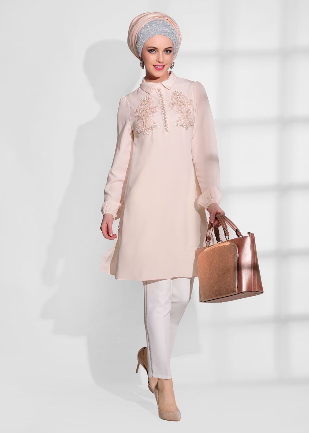 Vêtements hijab POUDRE TUNIQUE BRODÉE DE PERLES 0113