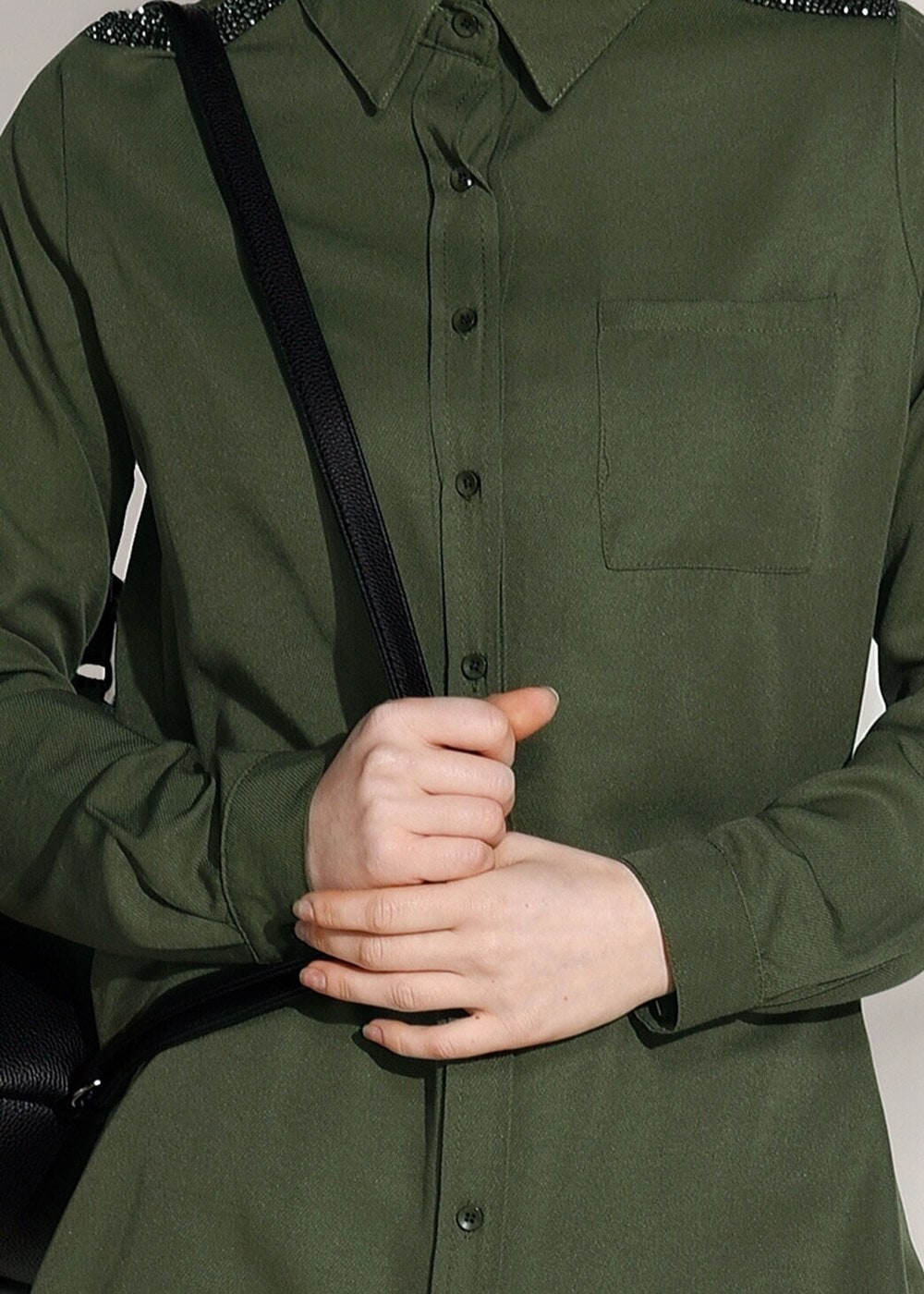 Vêtements hijab KAKI TUNIQUE DÉTAIL PIERRE T 0624