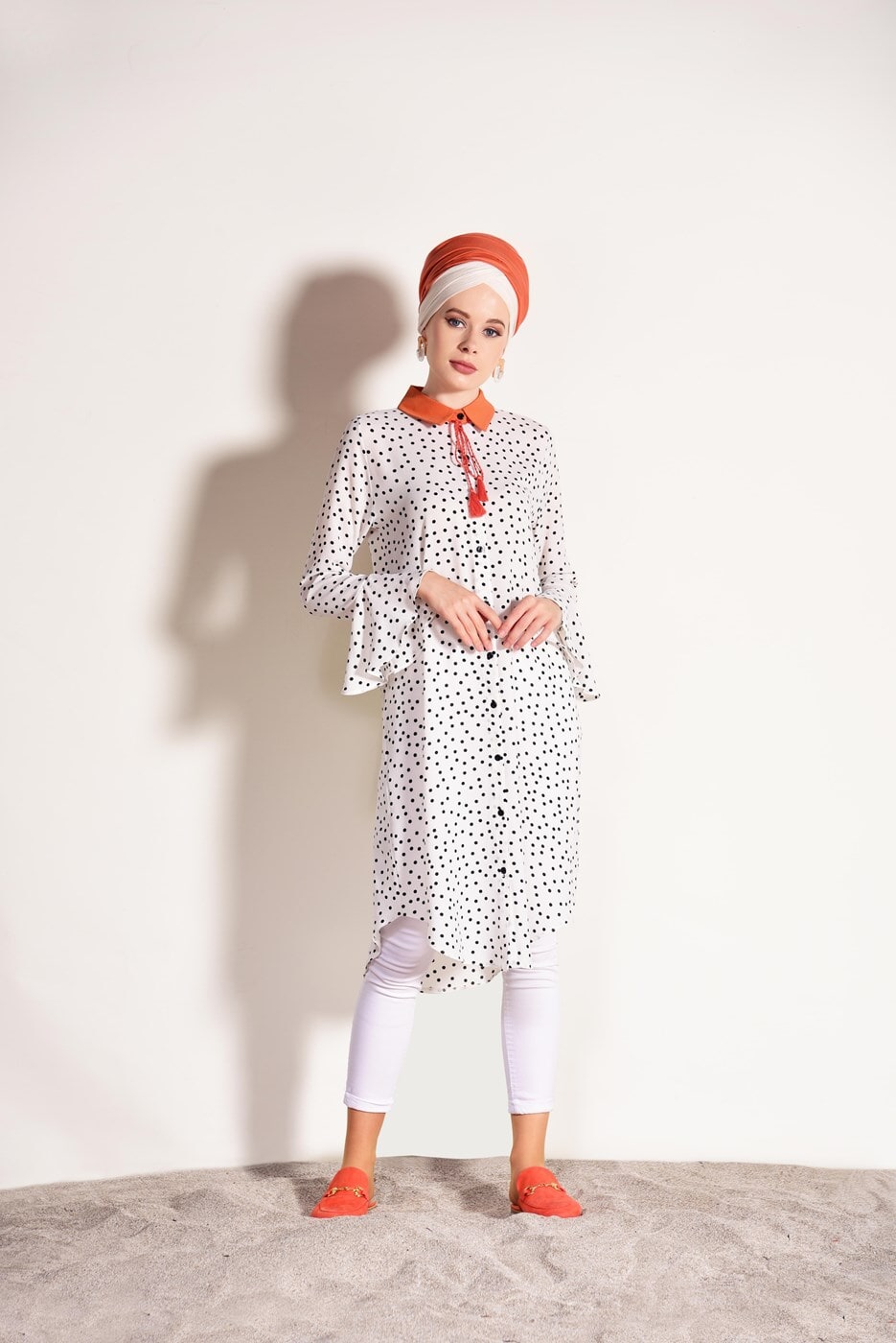 Tesettür giyim KREM T 1965 Asmiray-Puantiye Desenli Tunik